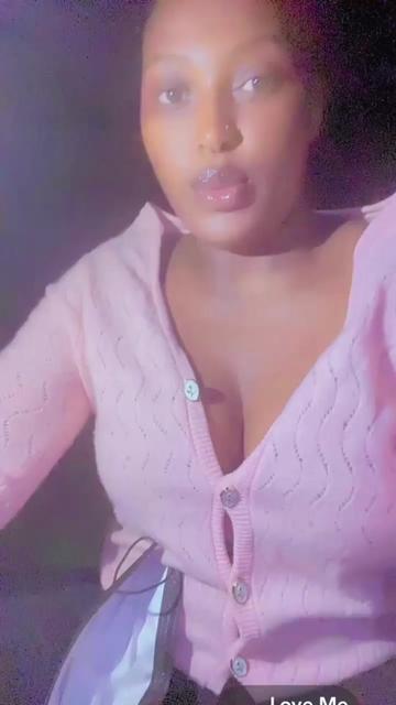 @Wild-Bea 26🦋🇷🇼🇺🇬