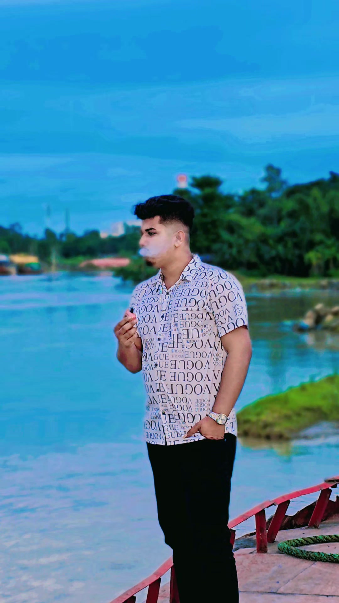 @👑🇶🇦Fizz Khan🇧🇩