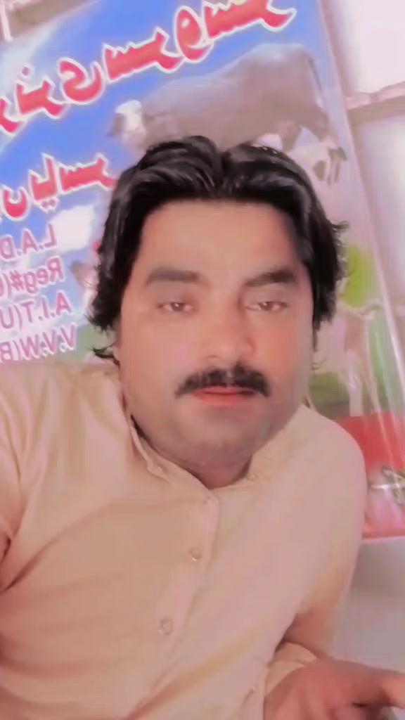 @singer naveed saqi