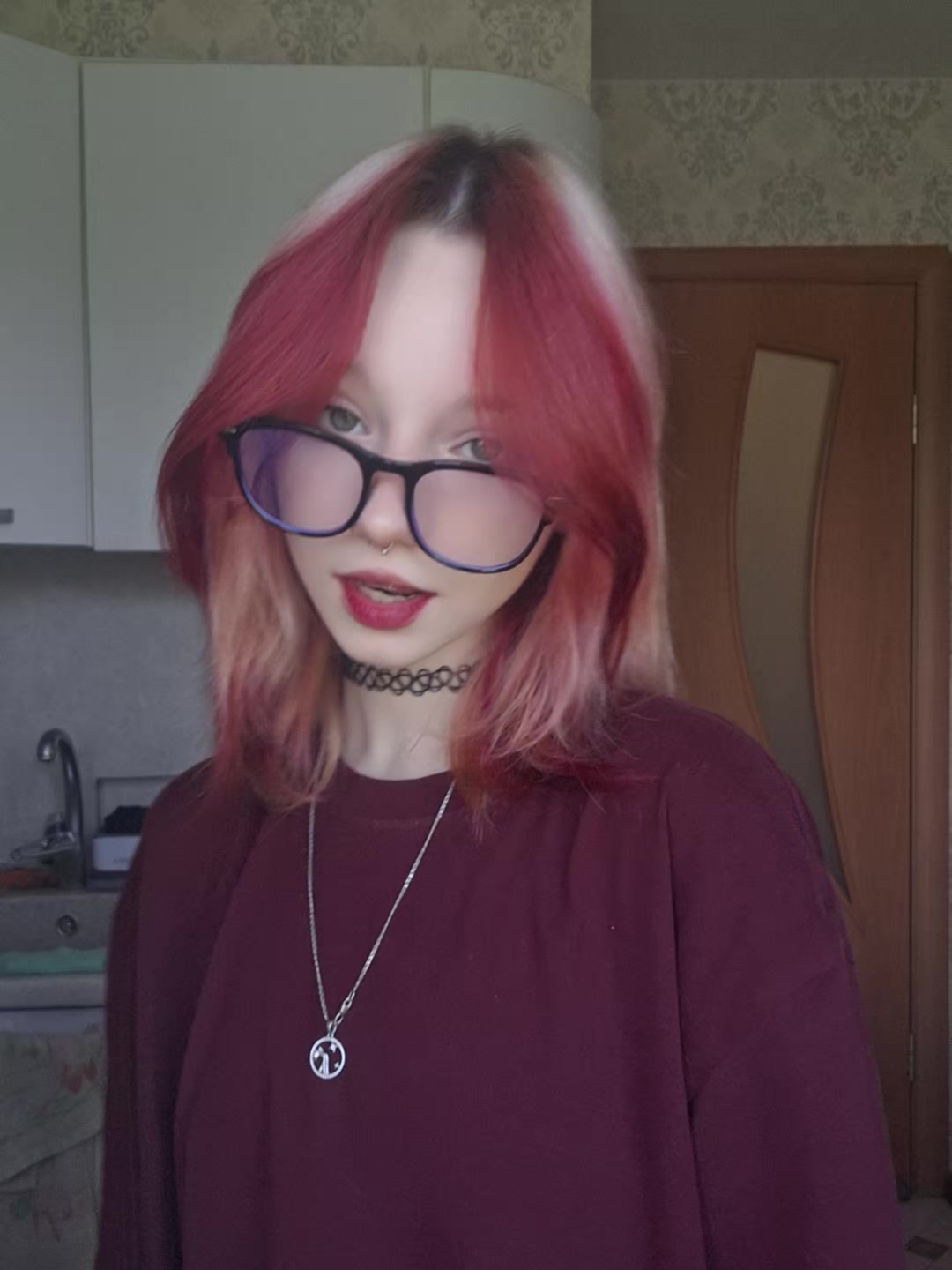 @кис