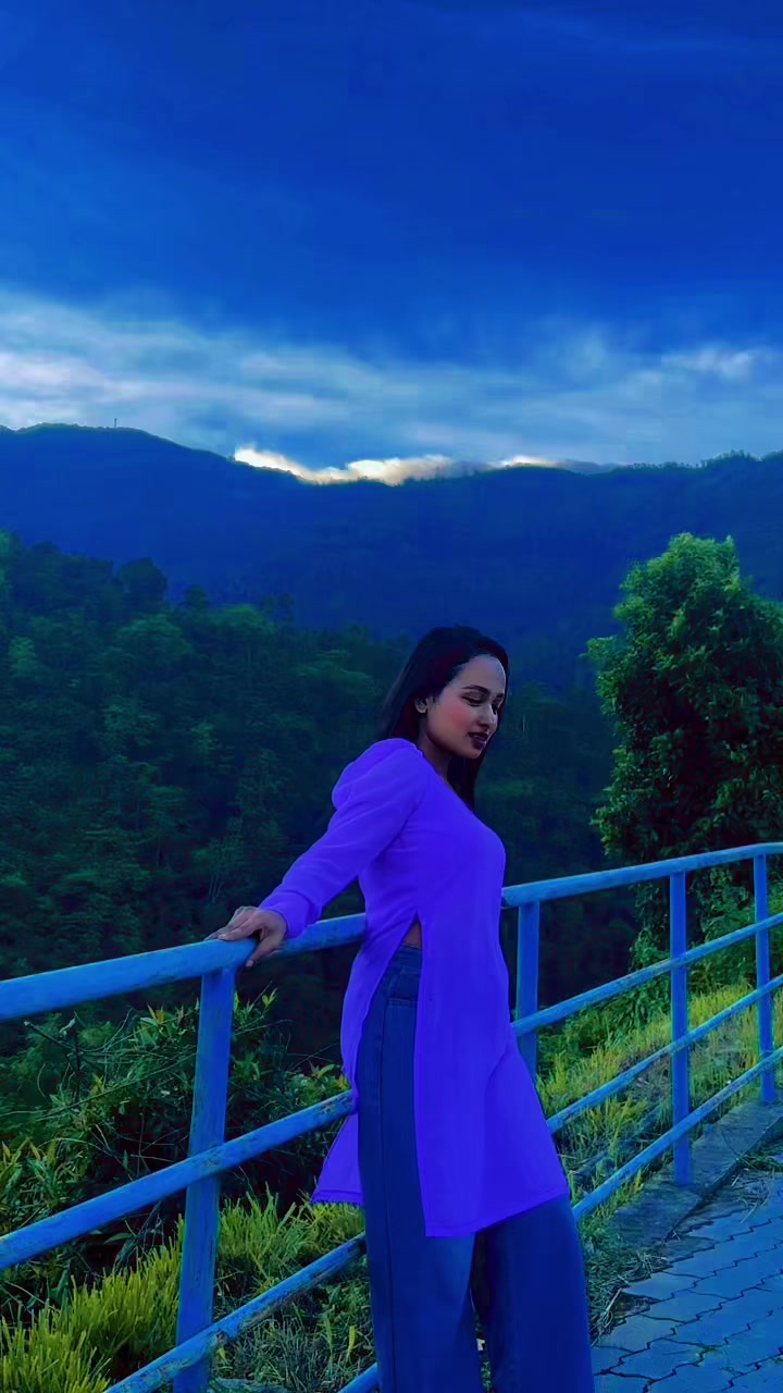 @Anwesha Gahatraj 🦋☘️