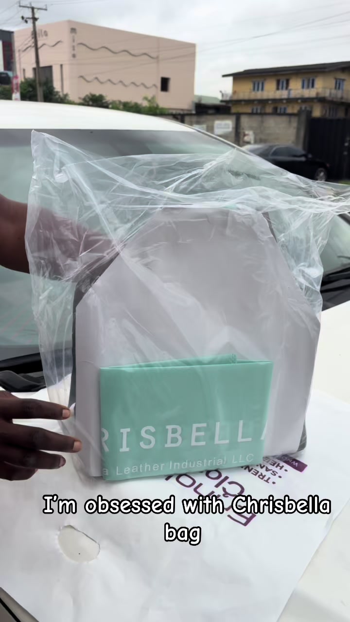 @ERIN BAG SELLER IN AKOKA LAGOS