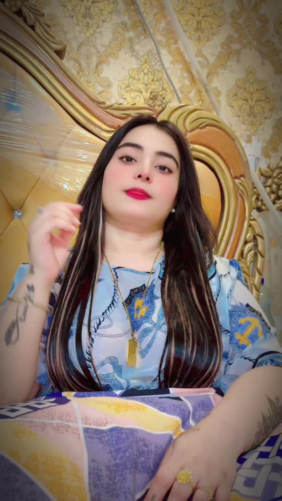 @👸 Rani-🥰(Queen)G&rdquo;1