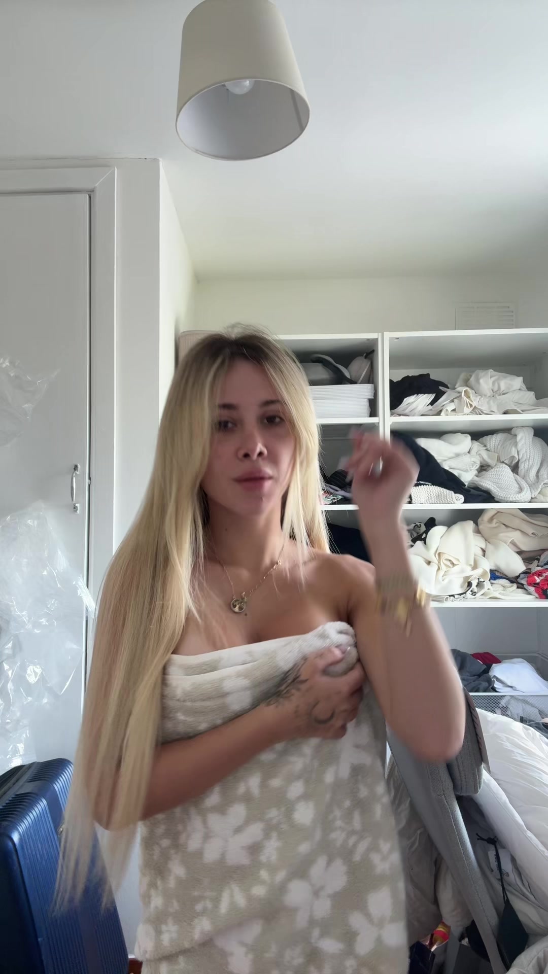 @Isa