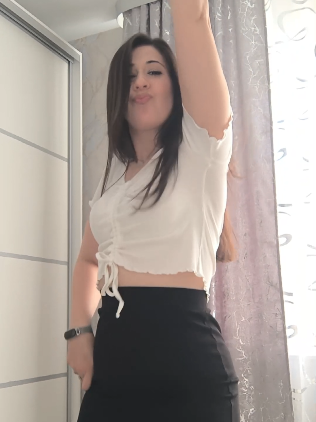@Мехри