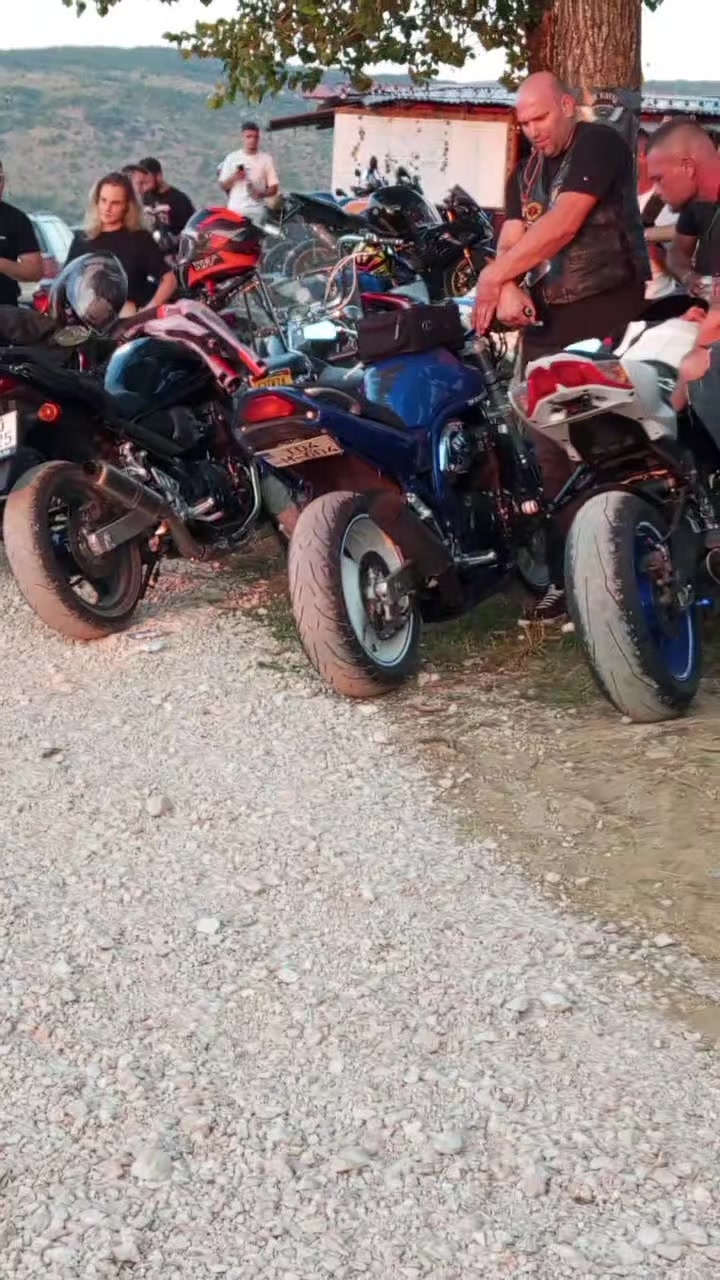 @Ixa