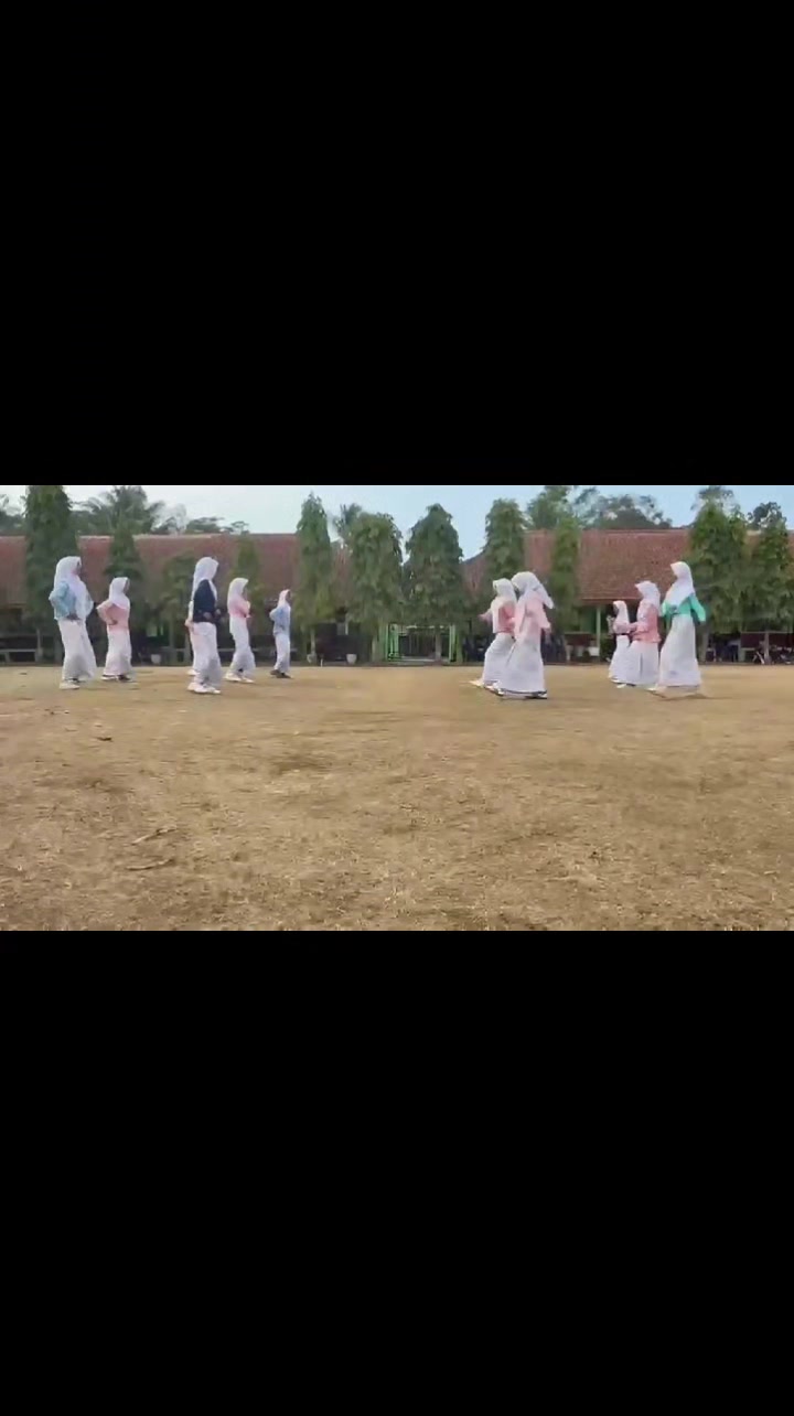 @Budhe gemoy ๐ญ๐ฐ