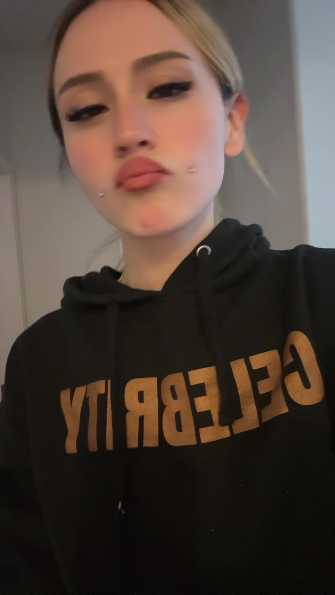 @arierawrie