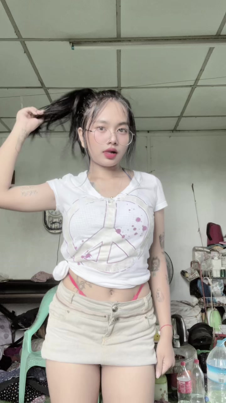 @Tin Zar Naing(Official acc)🌺