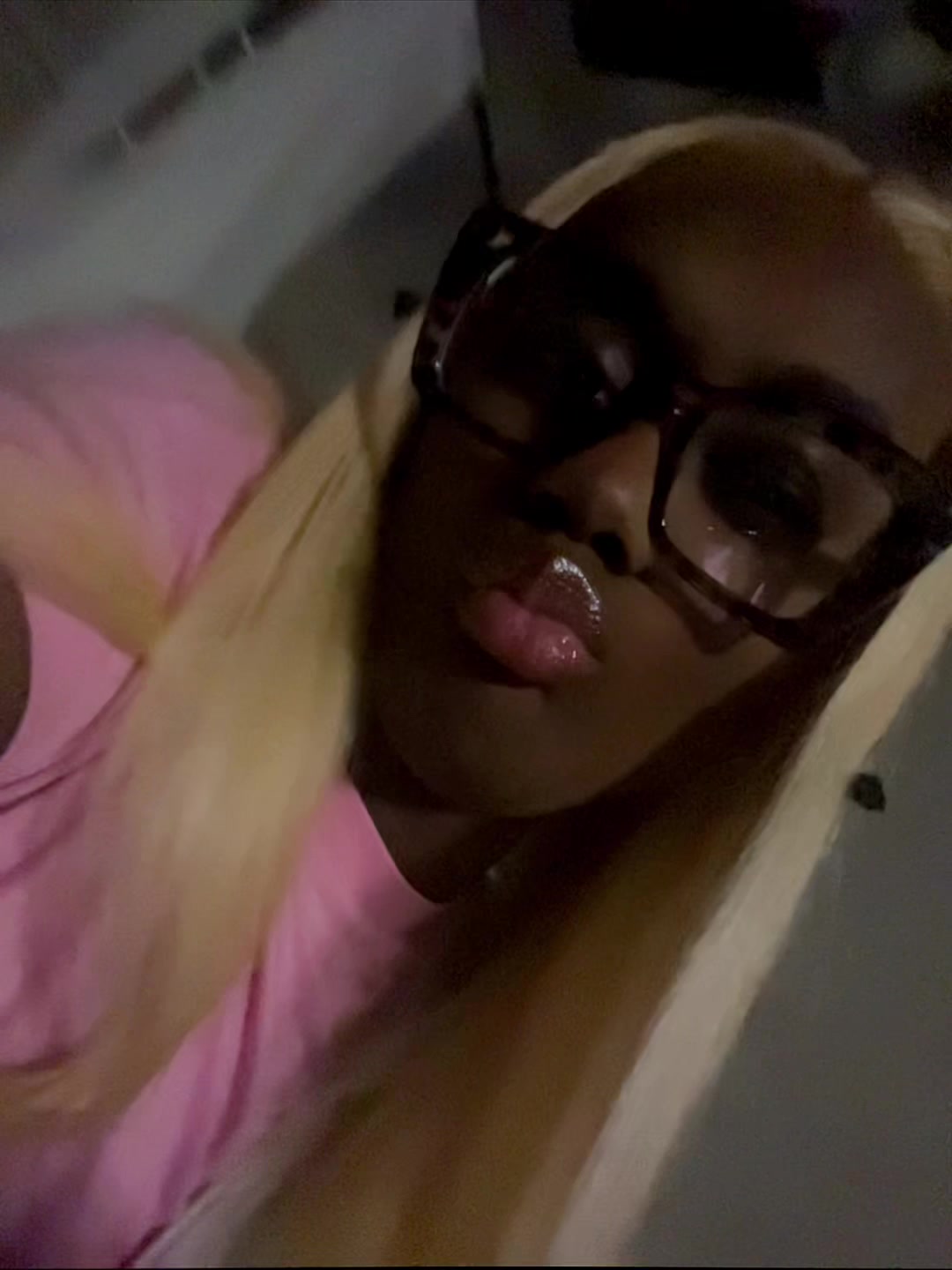@llill.Cameron