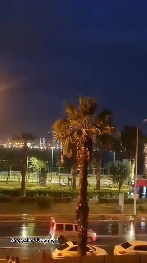 @İzmir🇹🇷