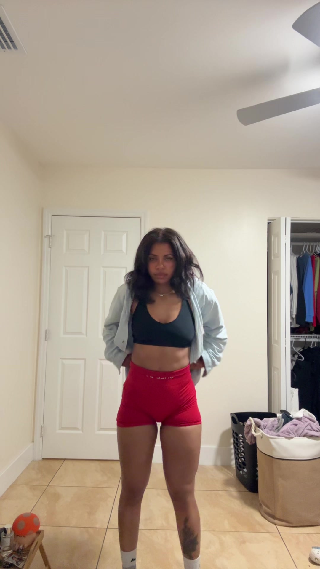 @Ana