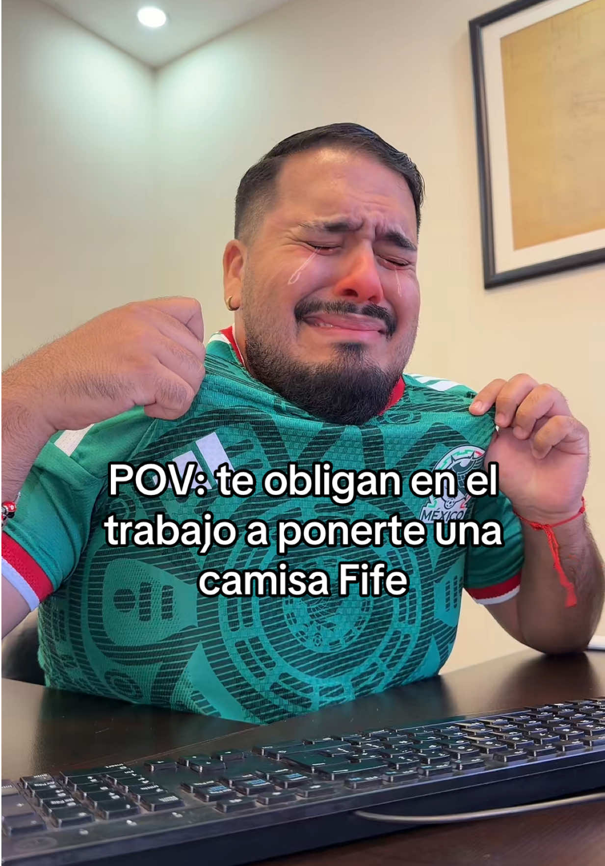 @H&eacute;ctor Am&eacute;zquita