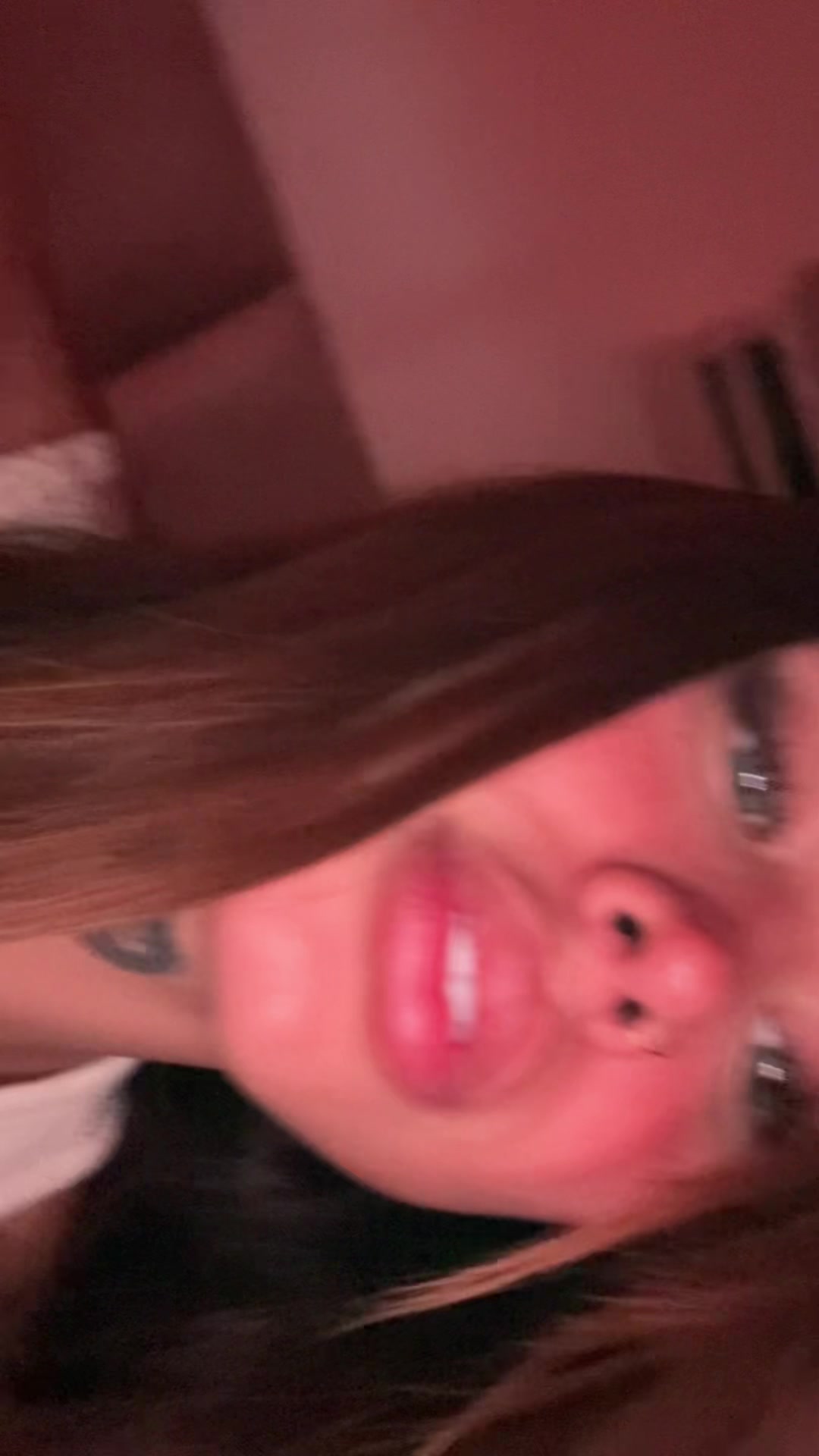 @Abril