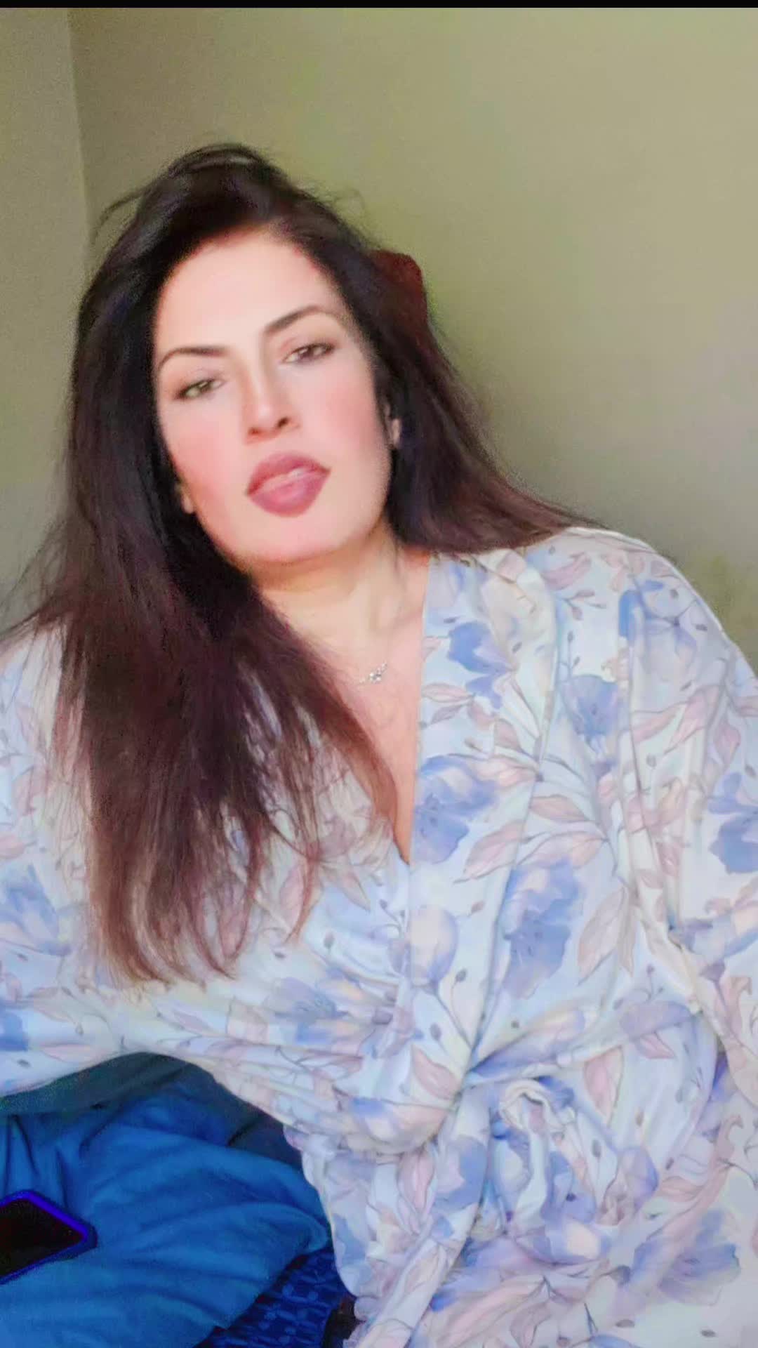 @Saaakshi