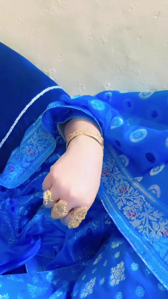 @elliyakhan7