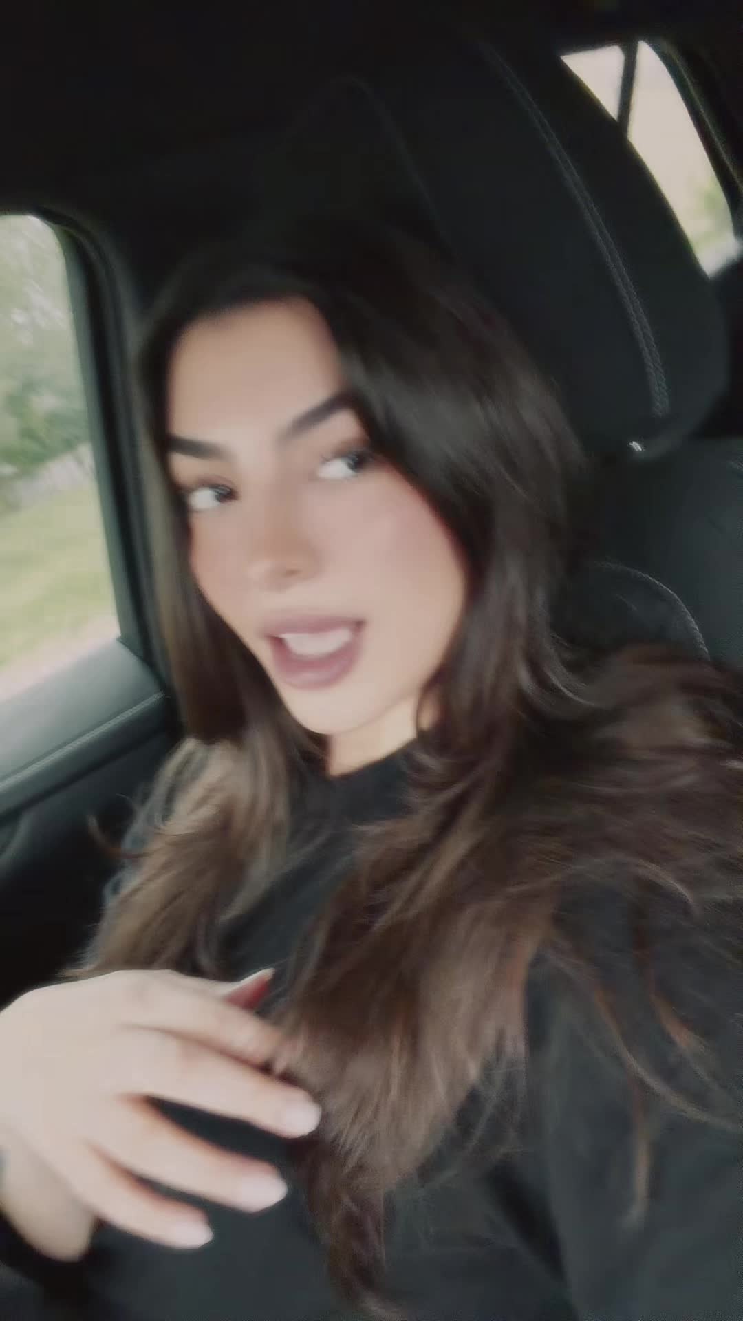 @reina