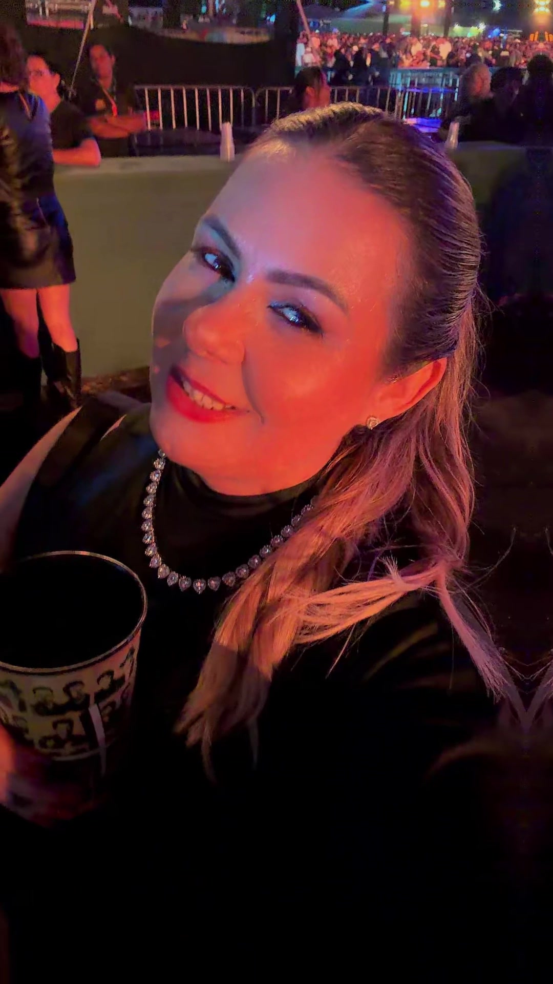 @Fᥣᥲ́᥎ιᥲ Pᥲᥴhᥱᥴ᥆ ♡