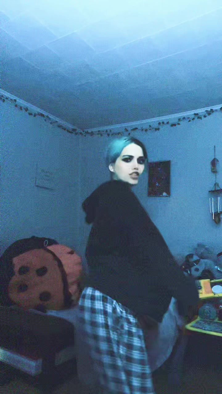 @victoriahyde_23