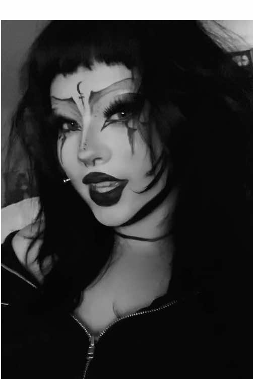 @lucy🖤