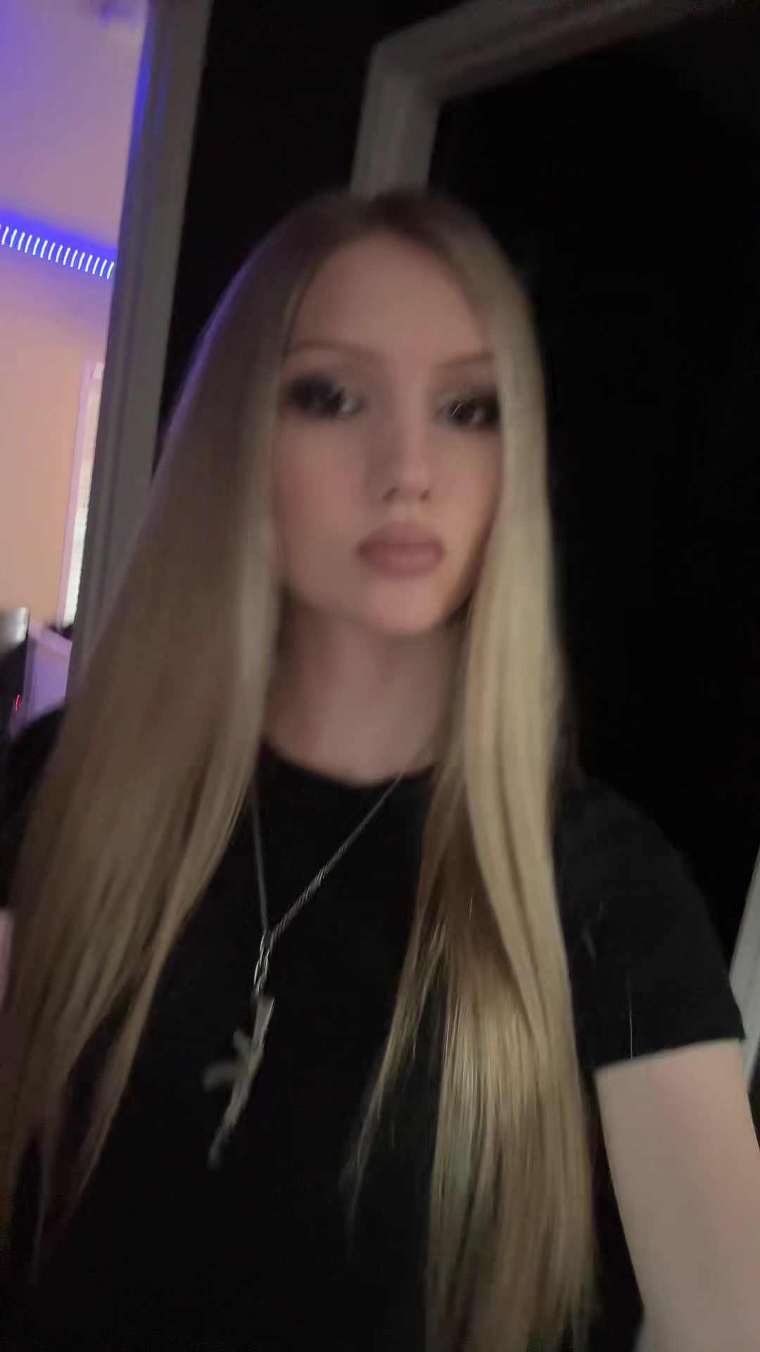 @😵