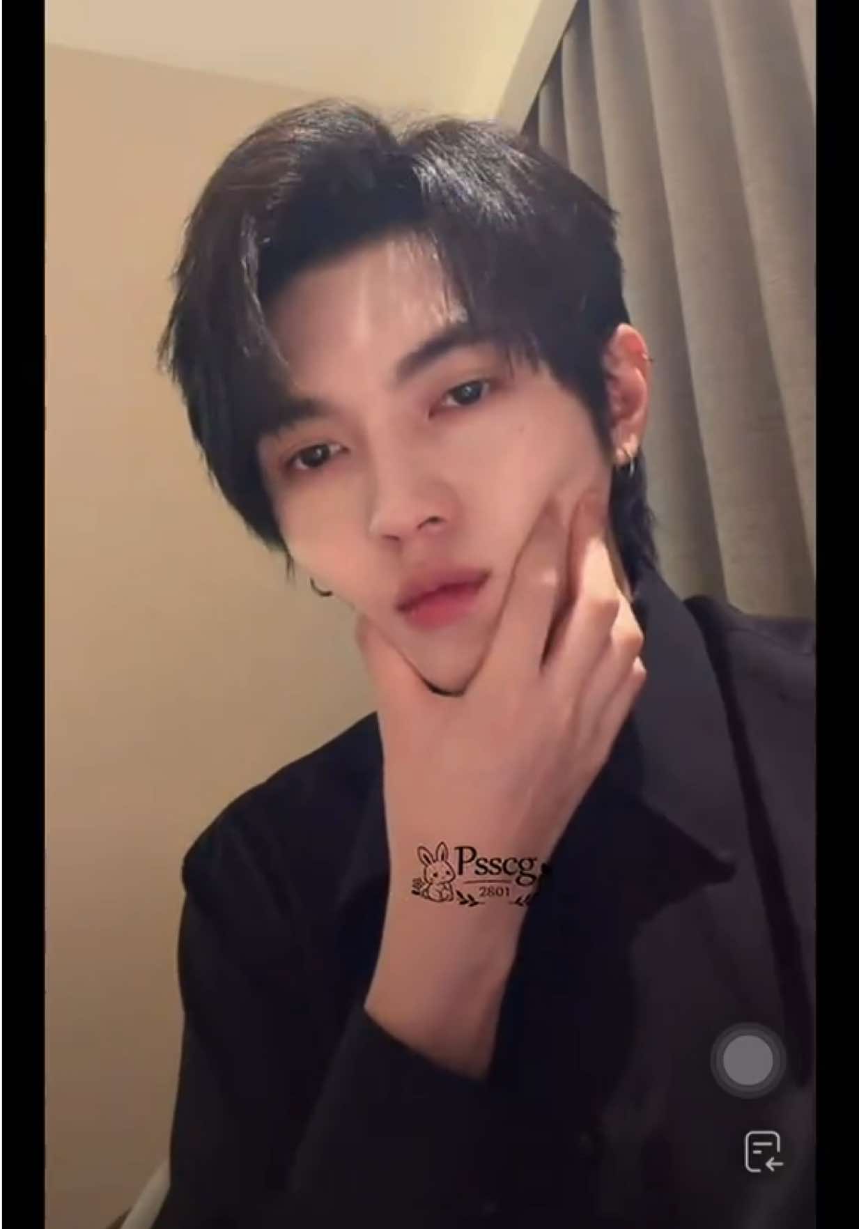 @🍁 𝐏𝐬𝐬𝐜𝐠𝟐𝟖𝟎𝟏_叶皓然 🦋