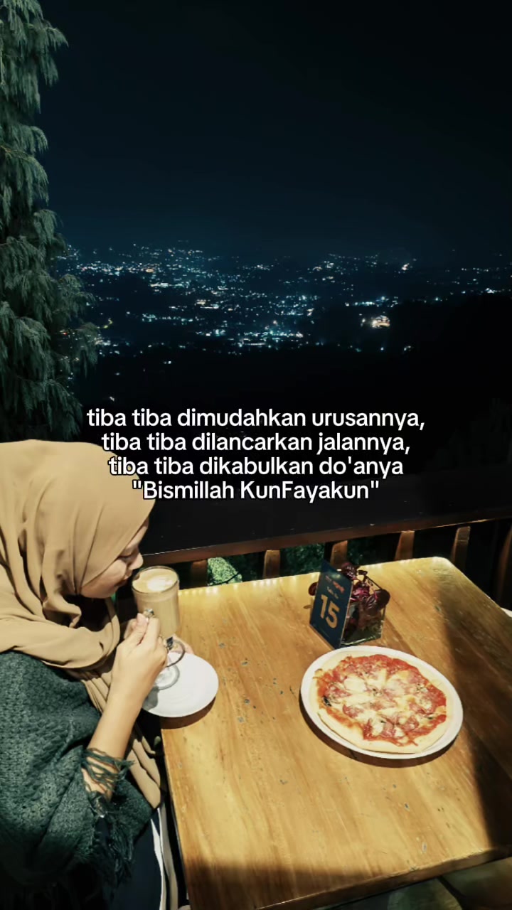 @vie_triya