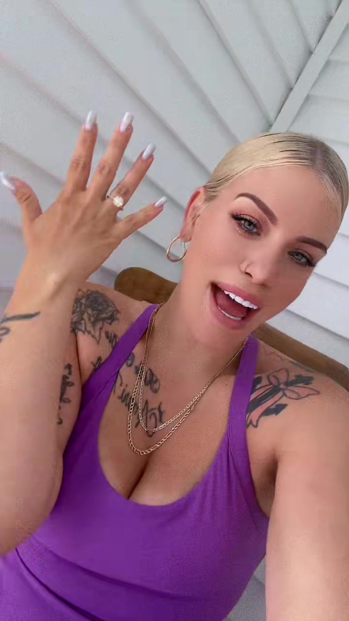 @iTs_BrOoKiEeEeBoOo๐๐๐