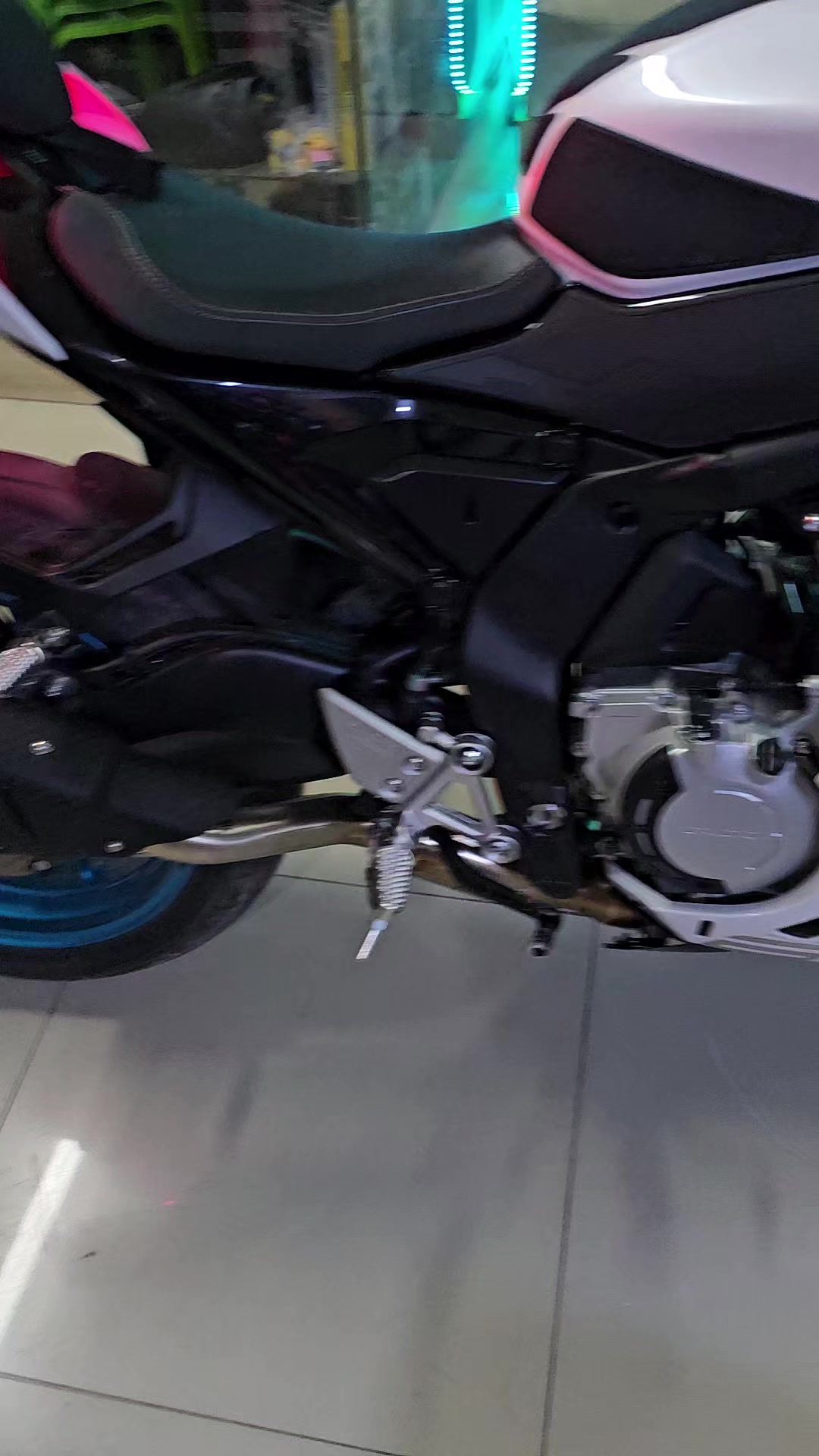 @𝑫𝒂𝒗𝒊𝒅_𝒃𝒊𝒌𝒆𝒓_𝒓𝒓➡️🏍