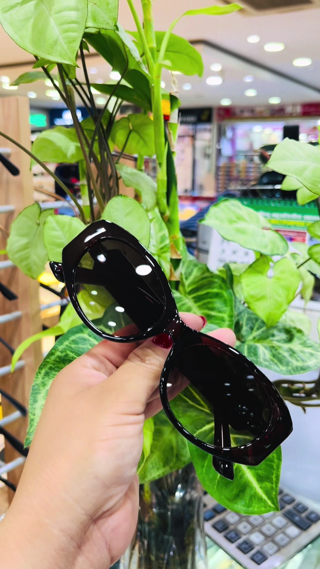 @PROTECT SUNGLASSES SHOPS
