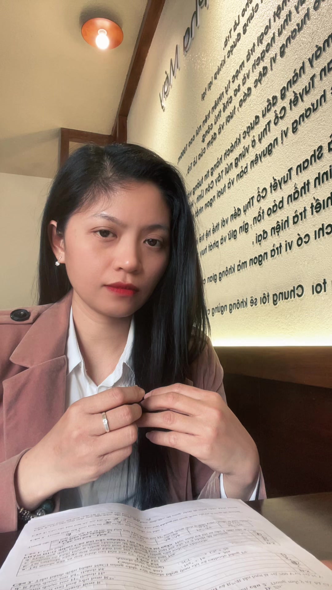 @Nguyễn Thu Thuỷ