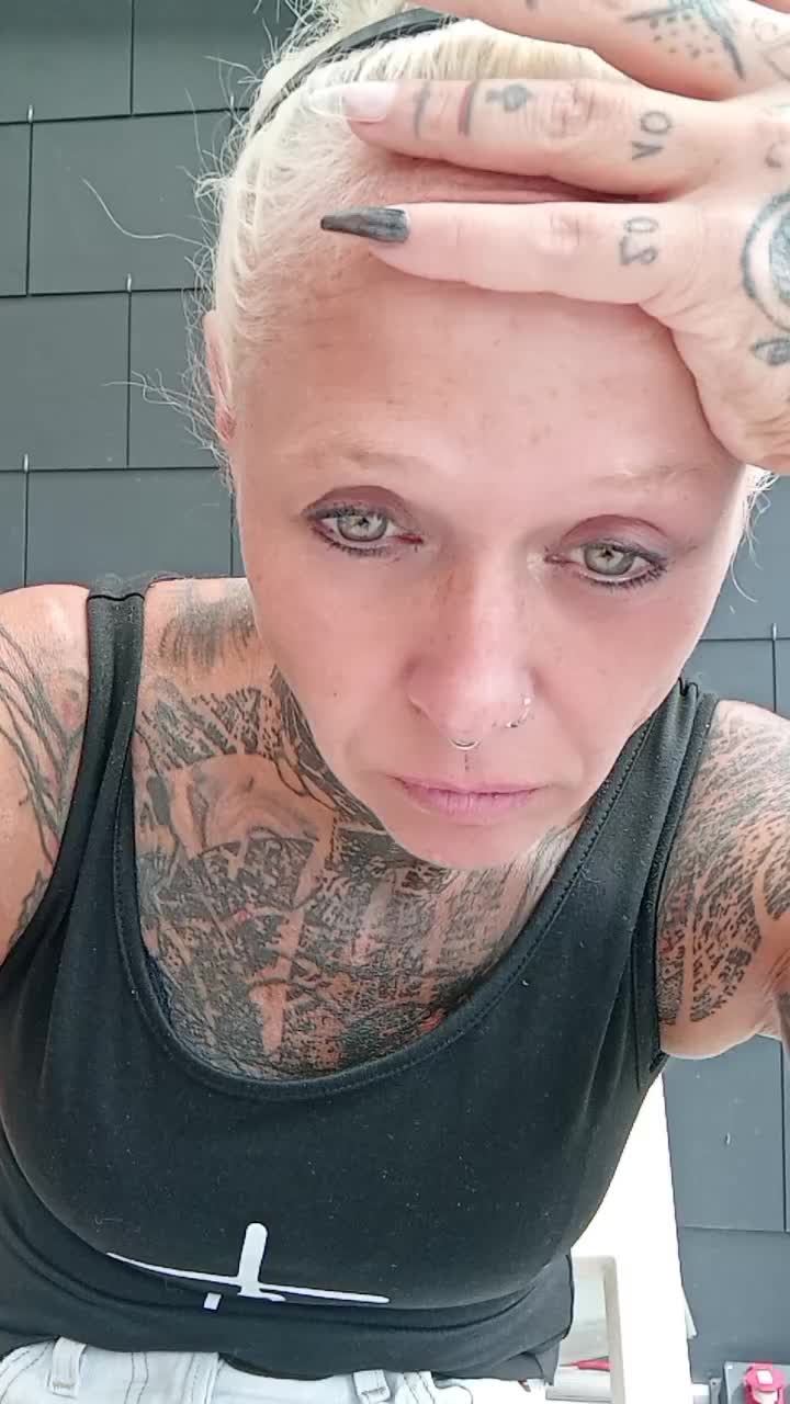 @misscraboutchas