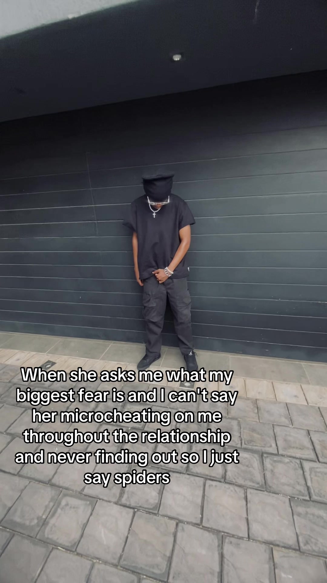 @theos_favm
