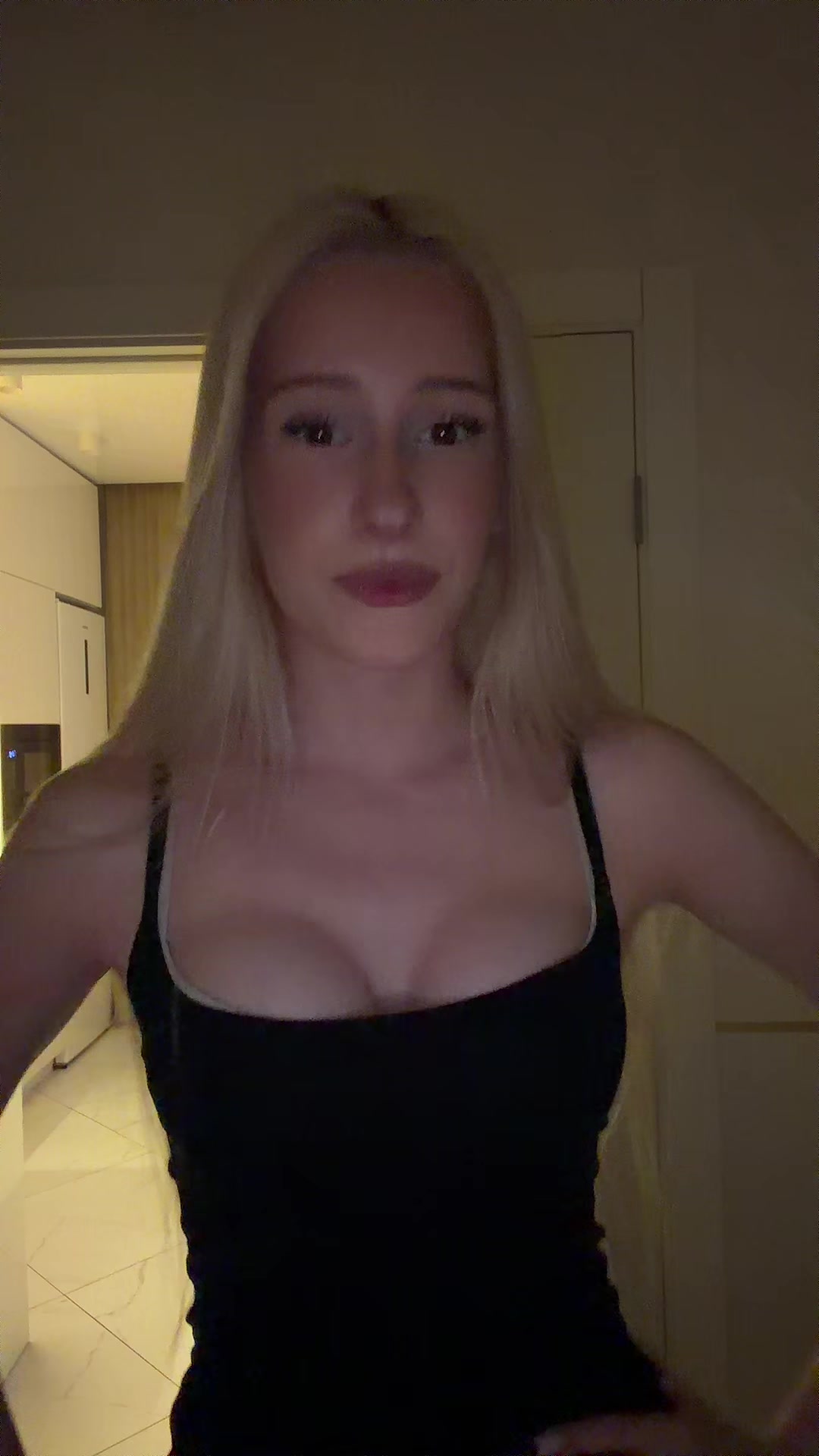 @tina ྀི