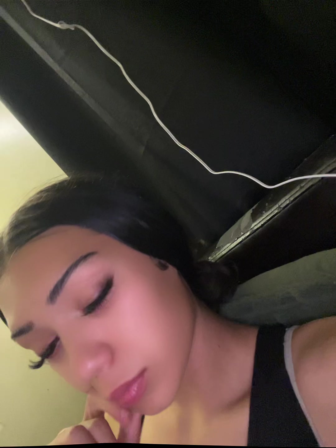 @𝒞ℴ𝓊𝓇𝓉𝓃ℯ𝓎 𝓂𝓊𝓁𝓁𝒶𝓁ℯ𝓎