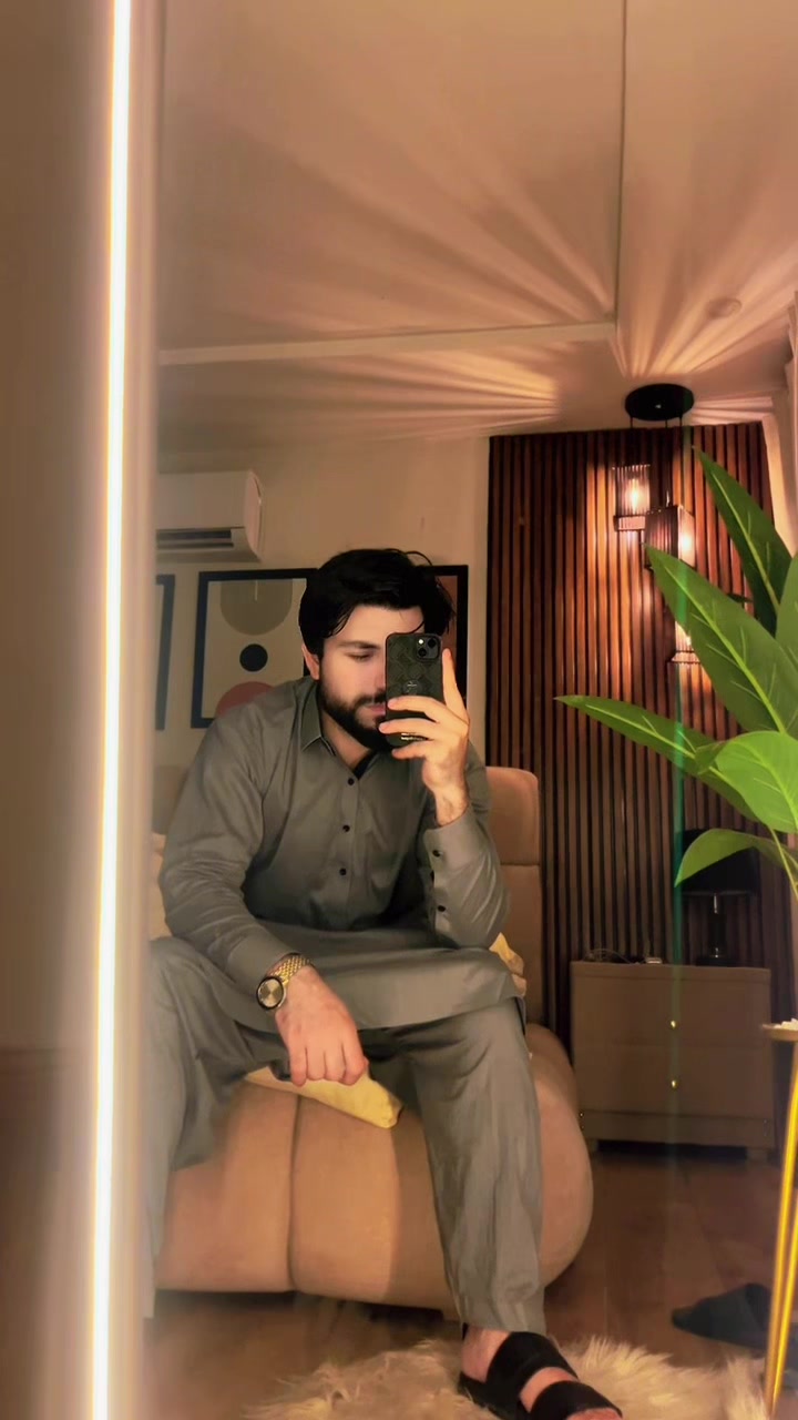 @KH&Atilde;Ń&Icirc;💞🔥