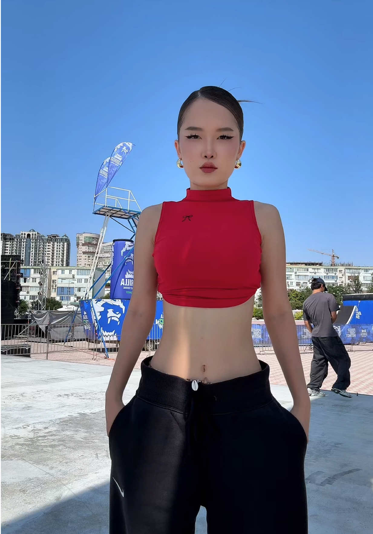 @amonie