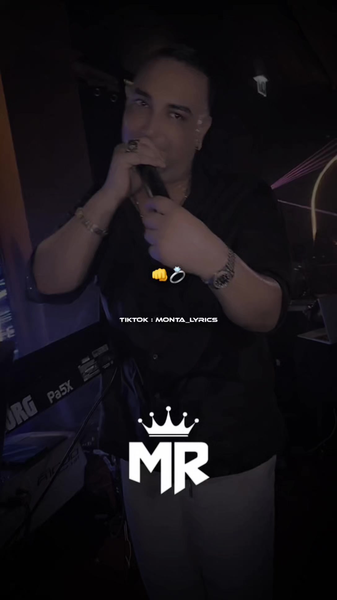 @𝙈𝙤𝙣𝙩𝙖 𝙇𝙮𝙧𝙞𝙘𝙨 🥇