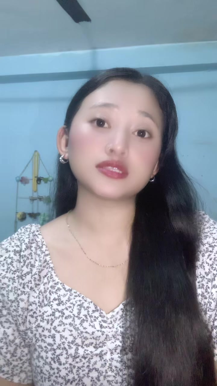@Somu🦋🌸