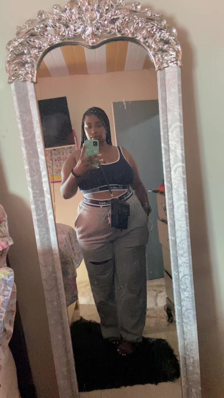 @Pretty face sham🥰💞