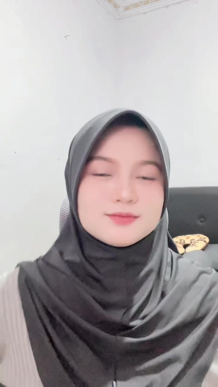 @L i l i e
