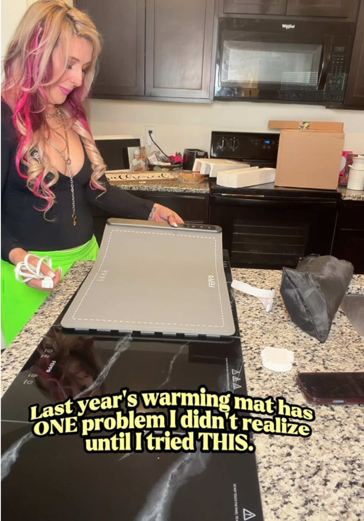 @Toni Paige 🤎⚡️🦓