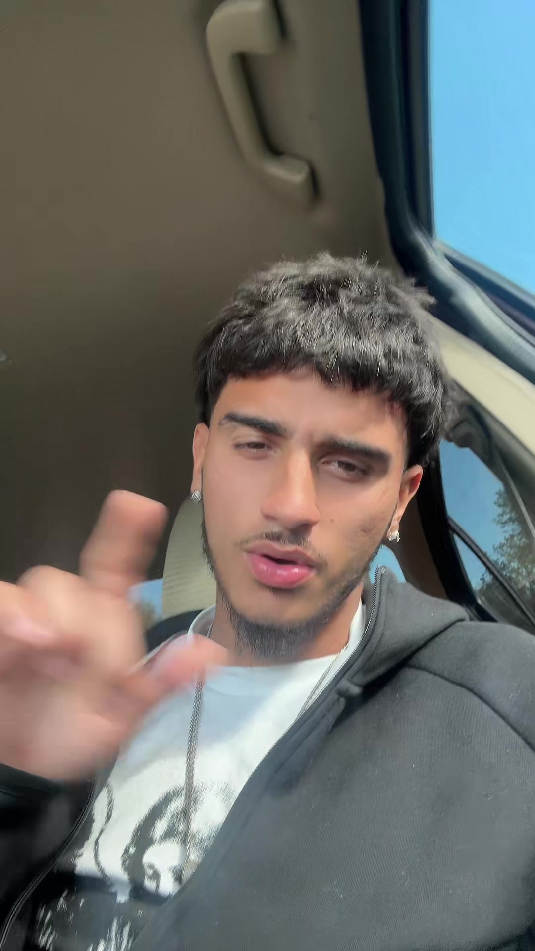 @Lil Izzy🩸