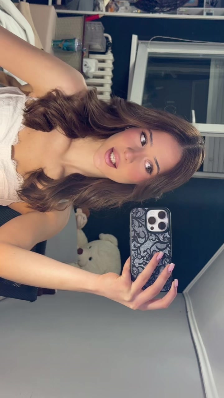 @andjela