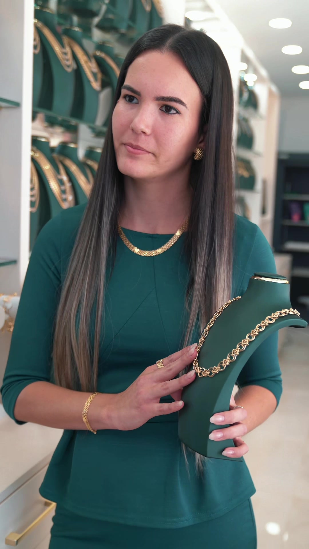 @LAS TUNAS JEWELRY LLC