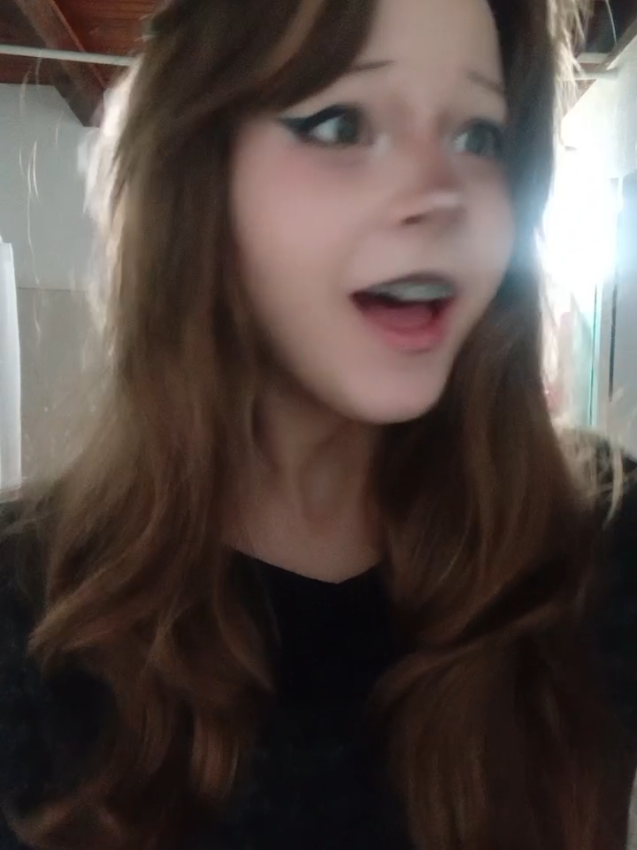 @Emiii