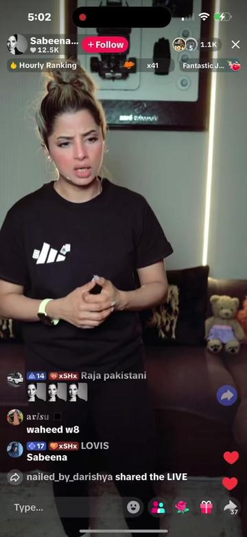 @Khaja🇨🇦
