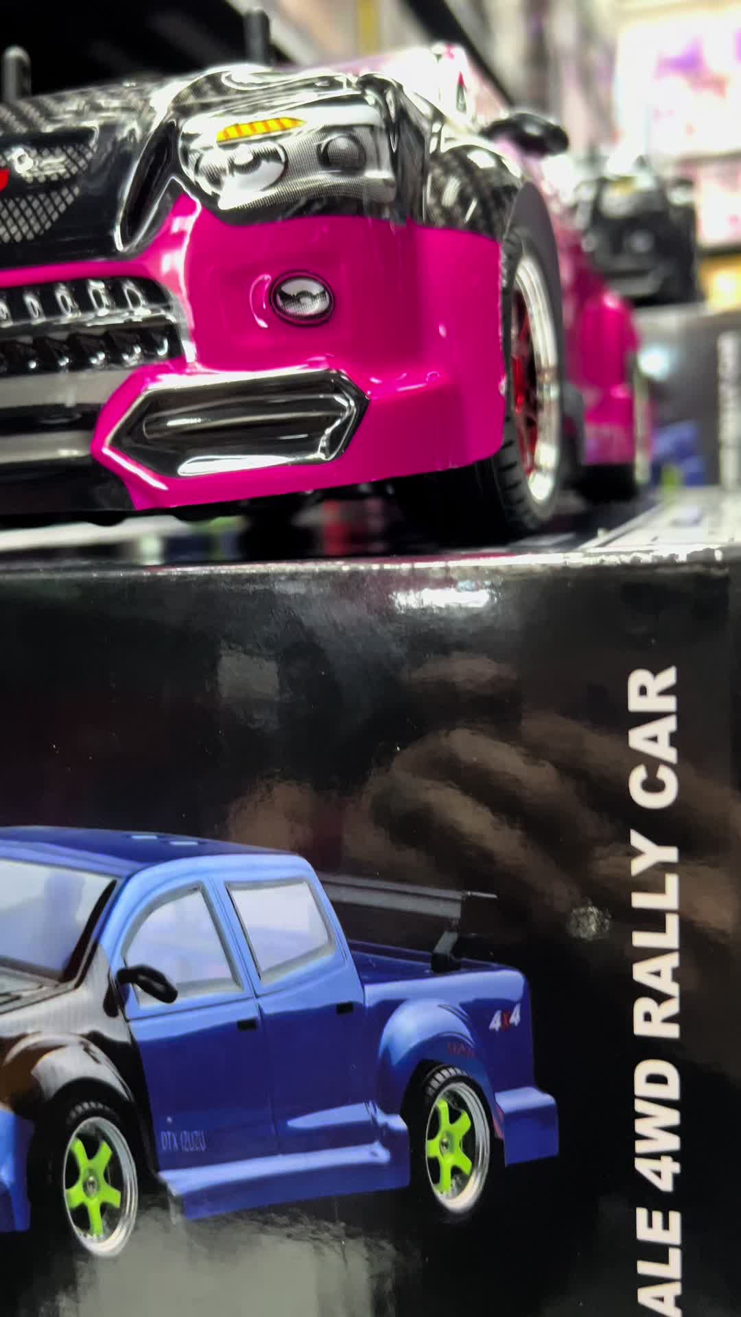 @Toys Hunter Global