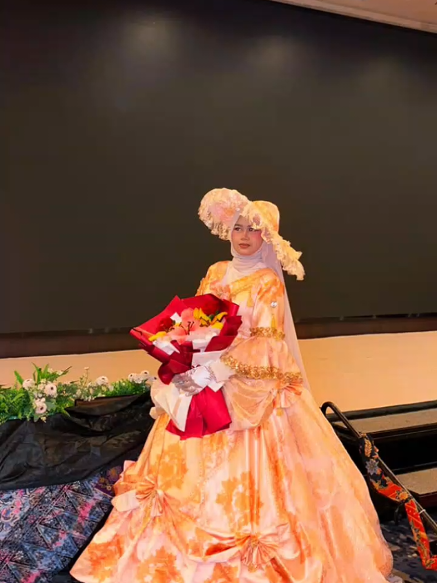 @ASNIY_DRESS.CO