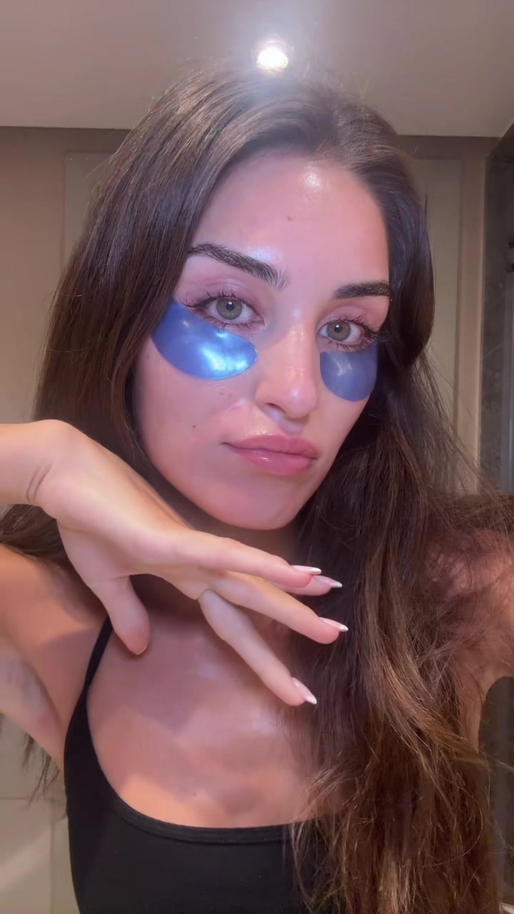 @sanyanovakovic